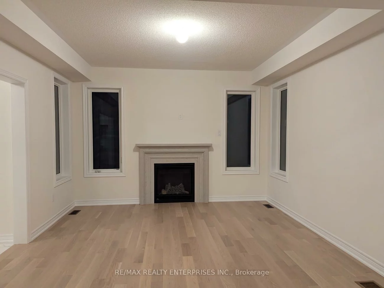 1279, Davis, Lefroy, Innisfil