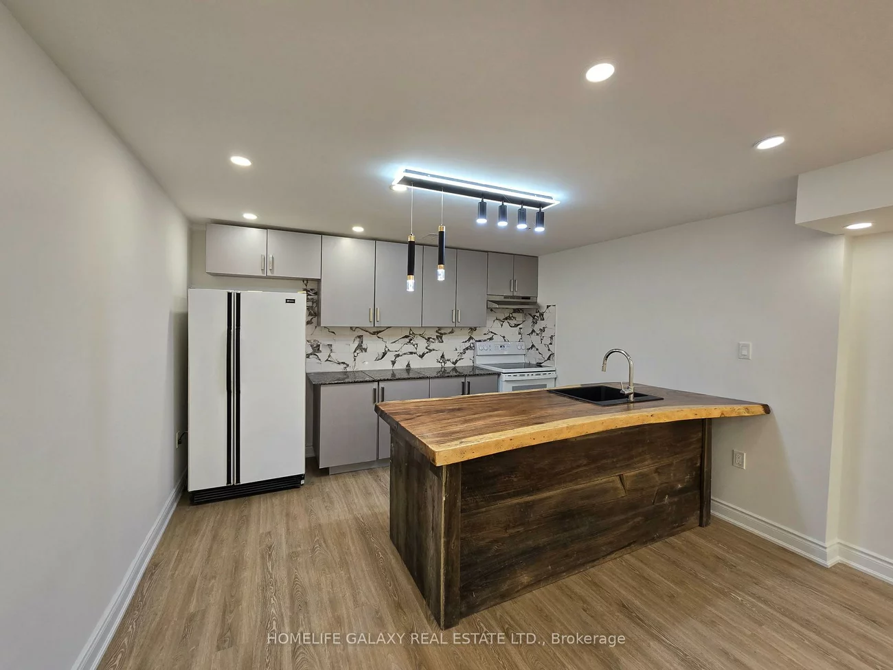 1417, Sheldon, Alcona, Innisfil