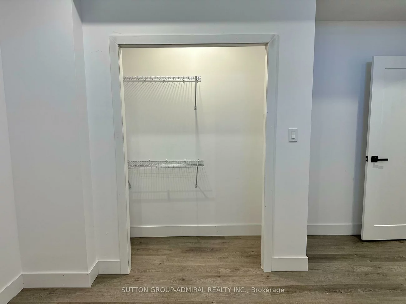 1584, Sharpe, Alcona, Innisfil