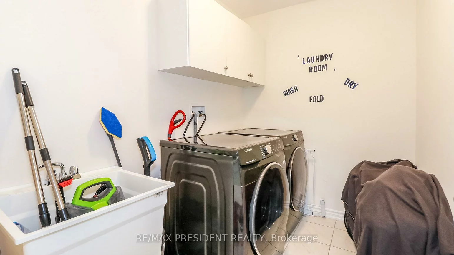 2214, Lozenby, Alcona, Innisfil