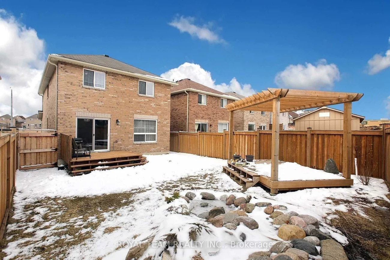 1398, Hunter, Alcona, Innisfil