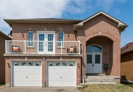 1209, Gina, Alcona, Innisfil