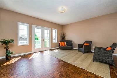1209, Gina, Alcona, Innisfil