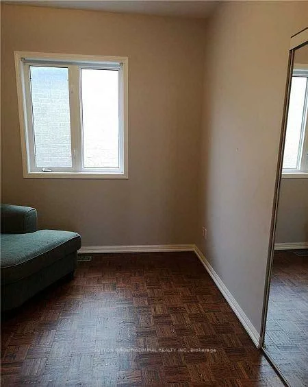 1209, Gina, Alcona, Innisfil