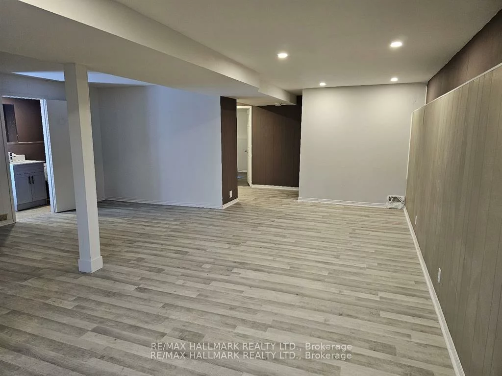 1015, Lebanon, Alcona, Innisfil