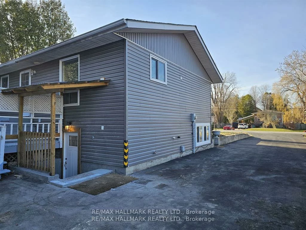 1015, Lebanon, Alcona, Innisfil