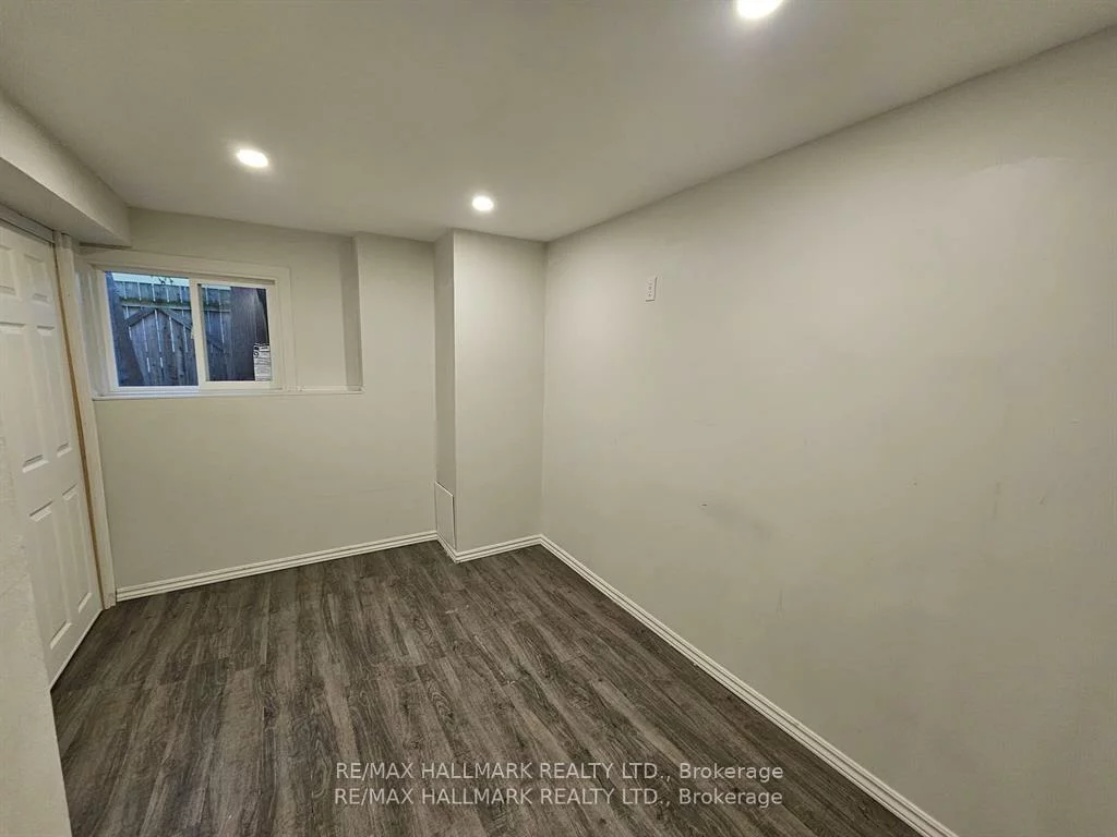 1015, Lebanon, Alcona, Innisfil