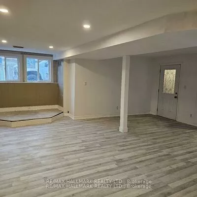 1015, Lebanon, Alcona, Innisfil