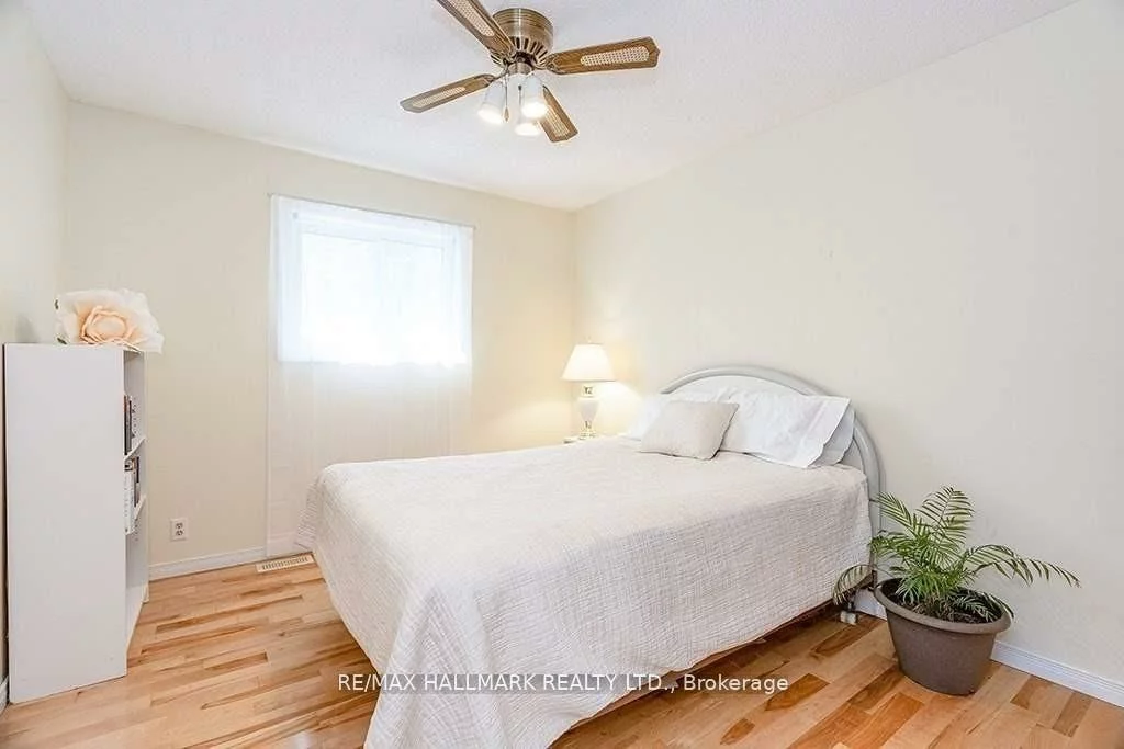 1015, Lebanon, Alcona, Innisfil