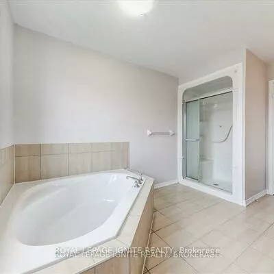 1447, Bassingthwaite, Alcona, Innisfil