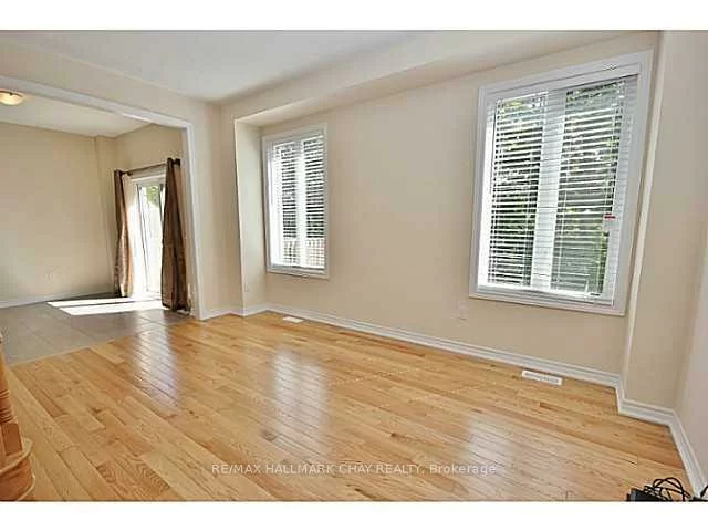 2164, Dawson, Alcona, Innisfil