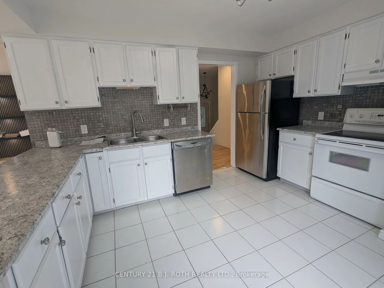 756, Hastings, Alcona, Innisfil