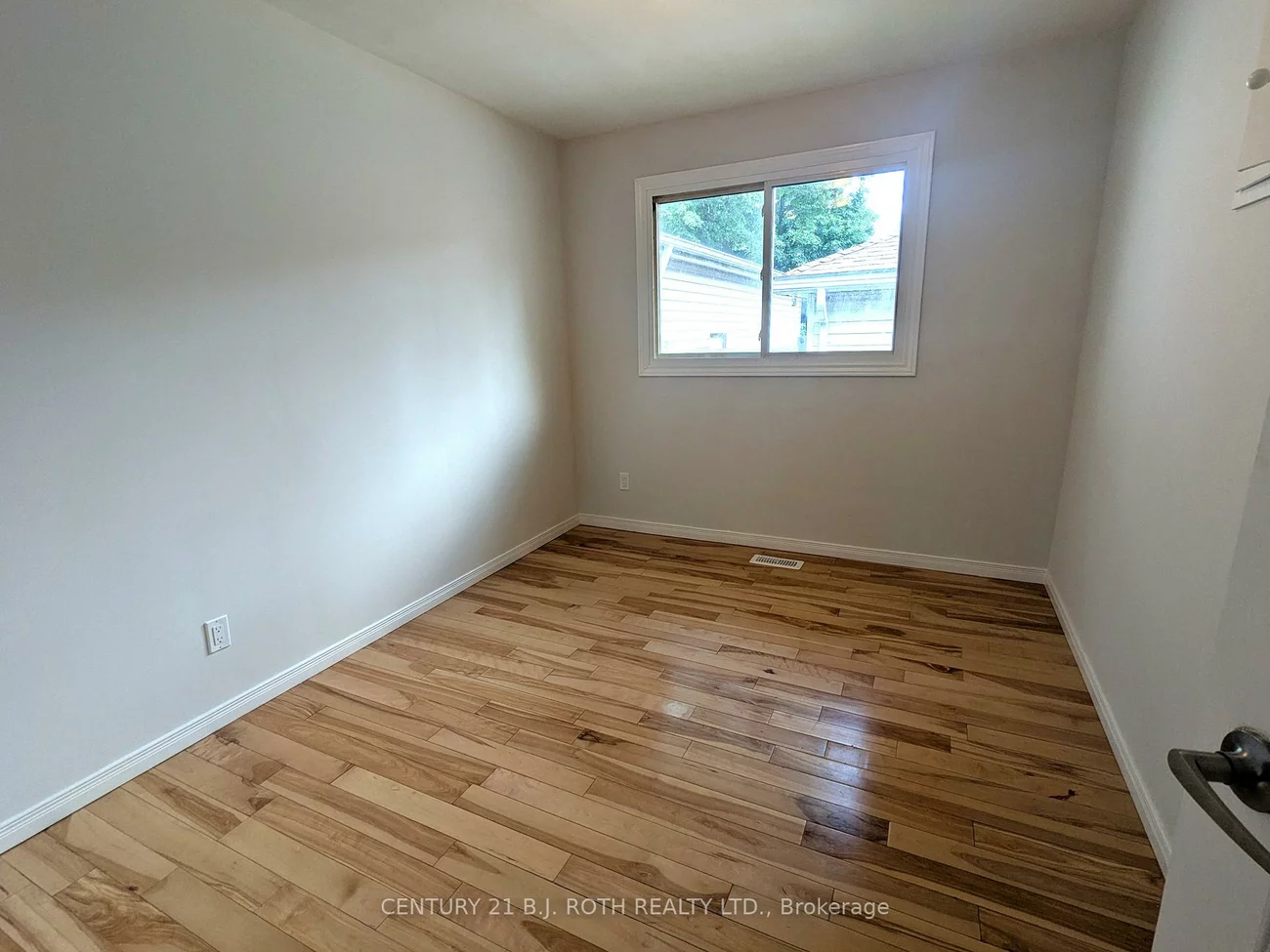756, Hastings, Alcona, Innisfil