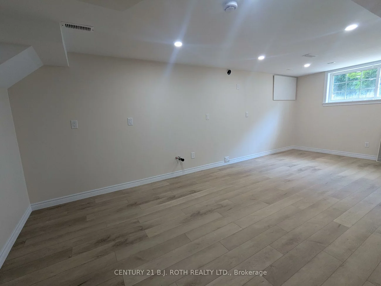 756, Hastings, Alcona, Innisfil