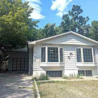 756, Hastings, Alcona, Innisfil