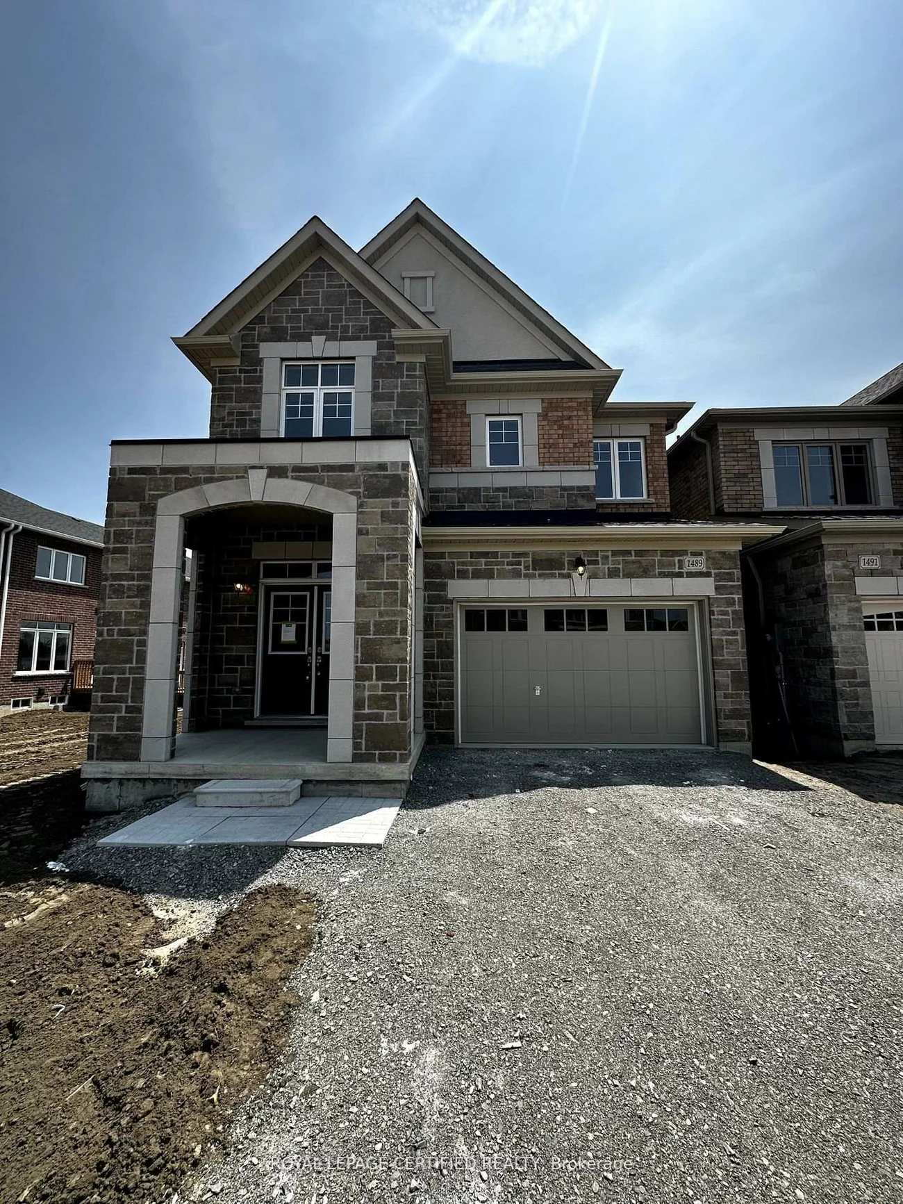 1489, Benson, Alcona, Innisfil