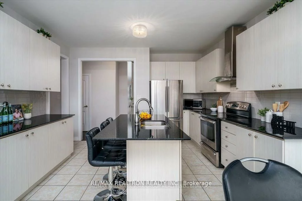 2045, Allison, Alcona, Innisfil