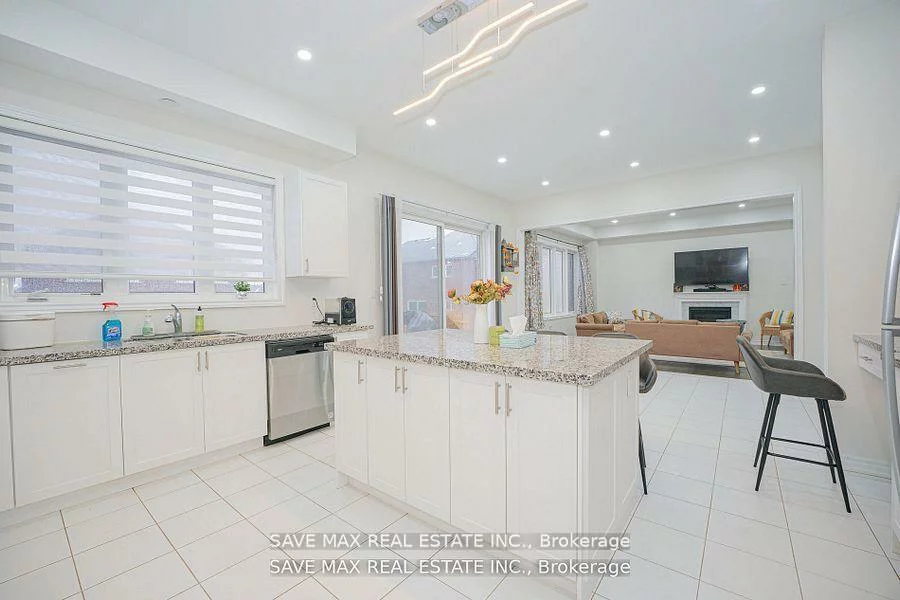 1615, CORSAL, Alcona, Innisfil