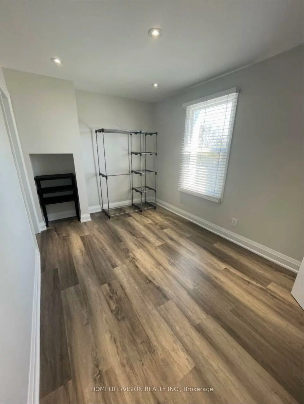 6273, Yonge, Churchill, Innisfil