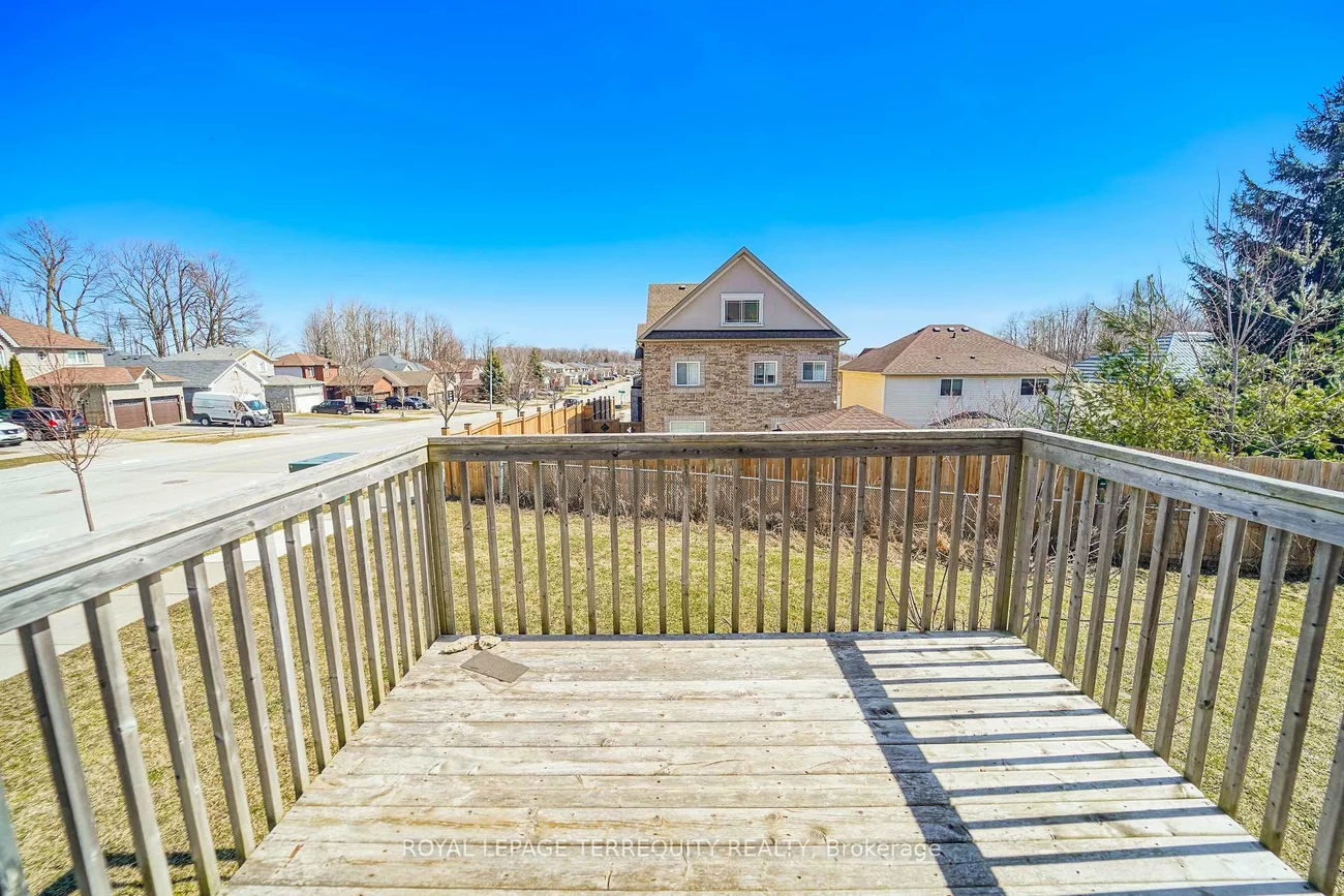 2251, Whitewood, Alcona, Innisfil