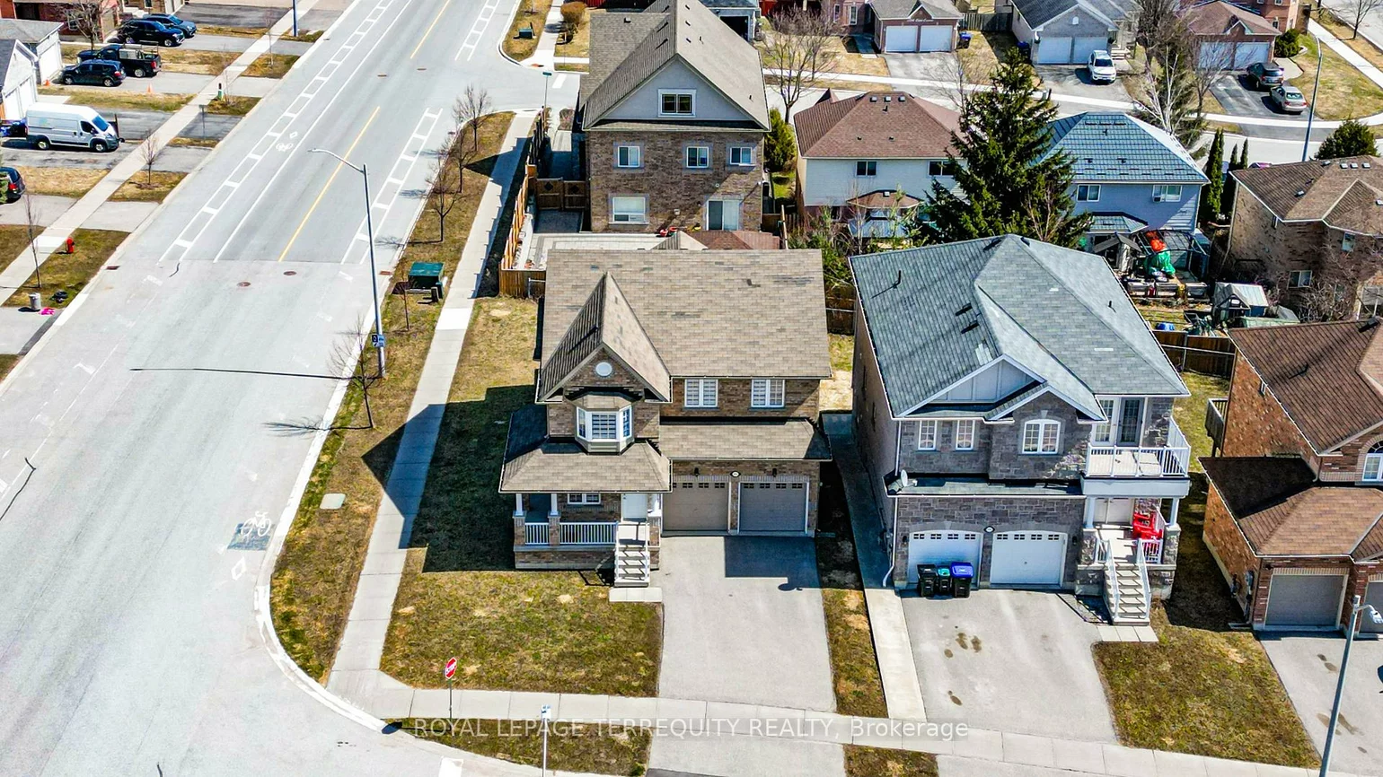 2251, Whitewood, Alcona, Innisfil