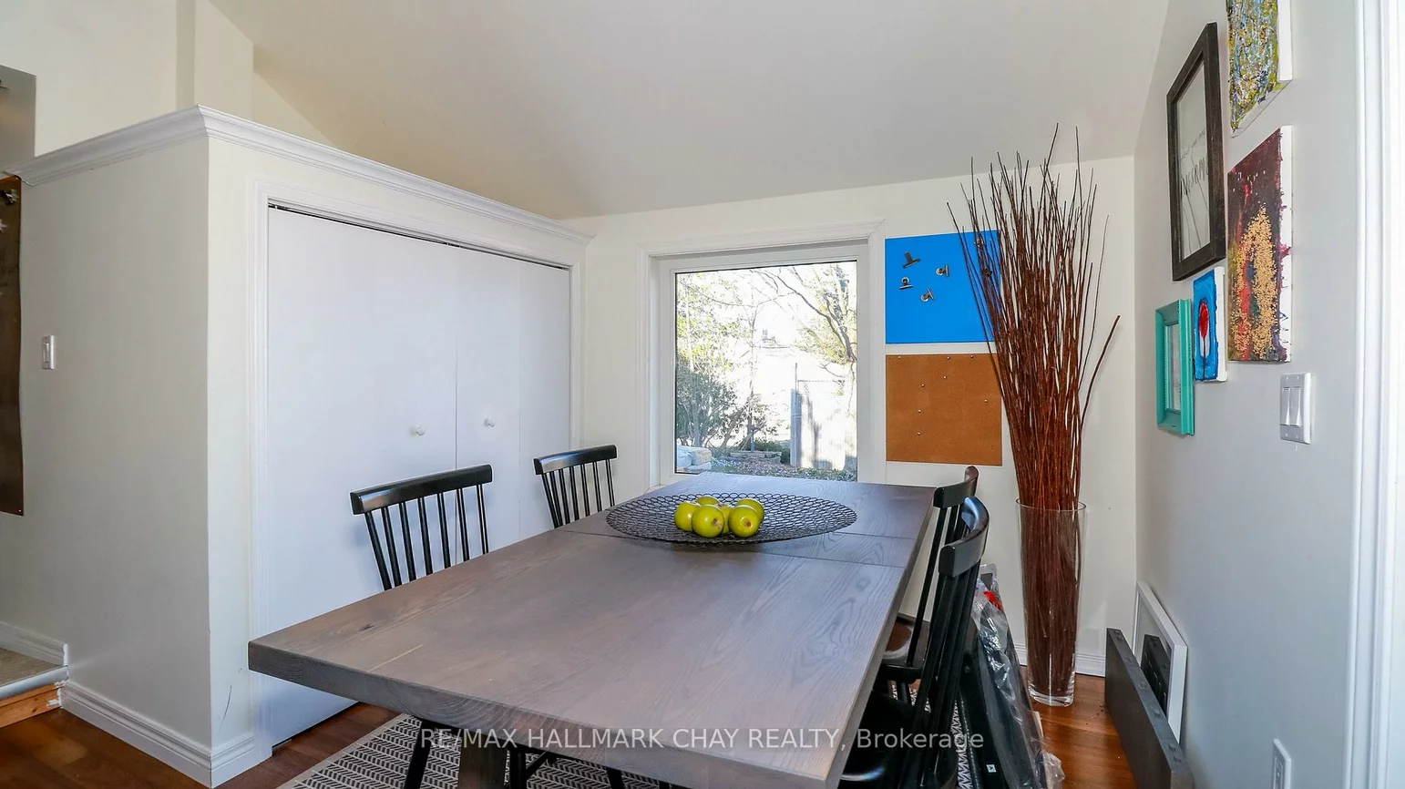 2223, Victoria, Stroud, Innisfil