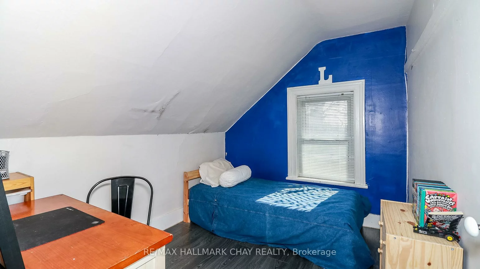 2223, Victoria, Stroud, Innisfil