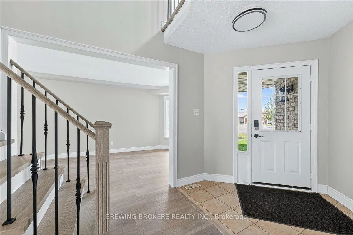 1067, Leslie, Alcona, Innisfil