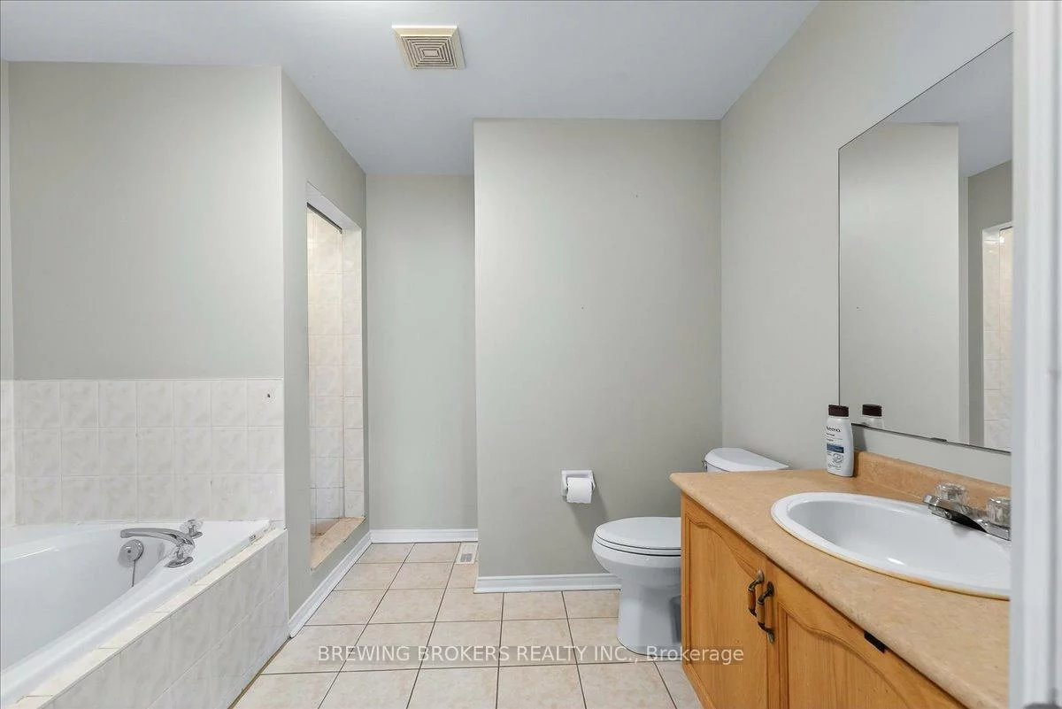 1067, Leslie, Alcona, Innisfil