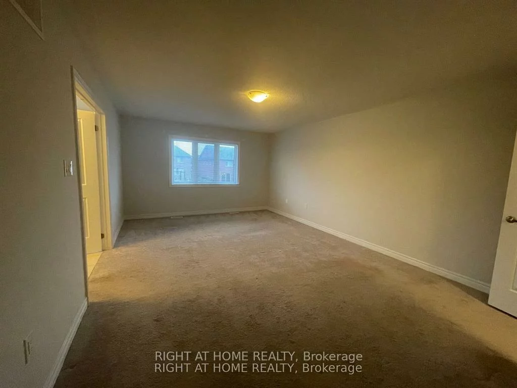 2051, Dale, Alcona, Innisfil