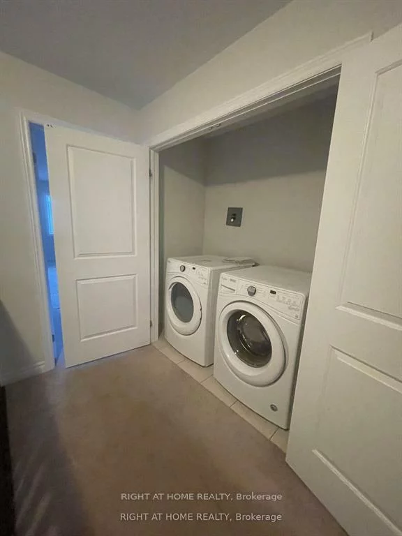 2051, Dale, Alcona, Innisfil