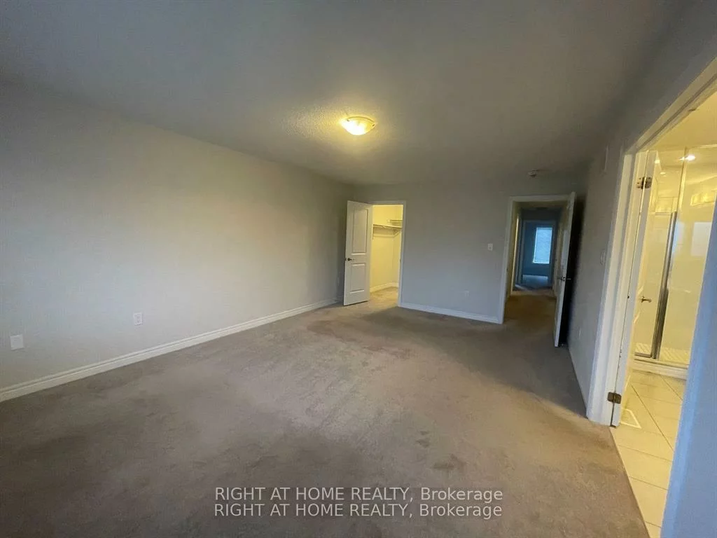 2051, Dale, Alcona, Innisfil