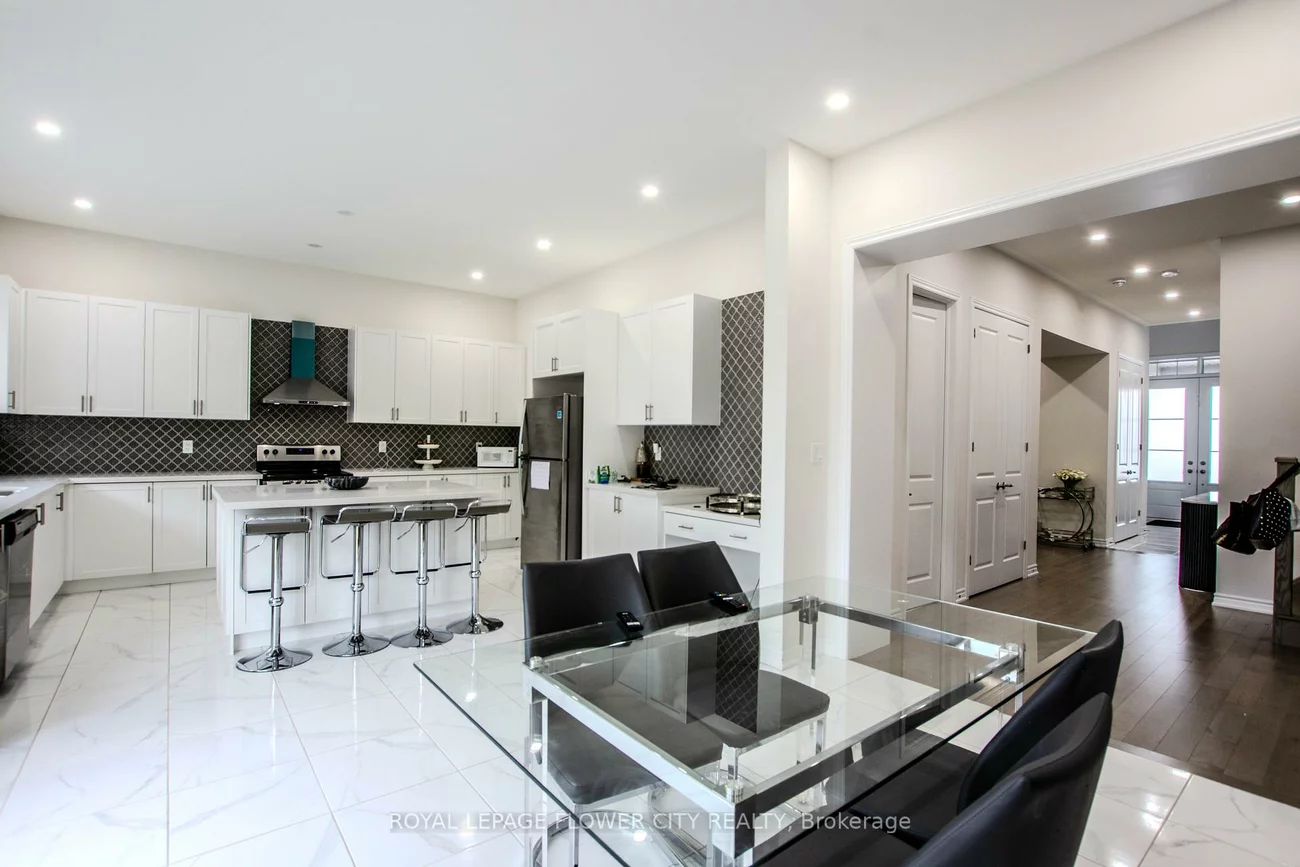 1114, Wickham, Alcona, Innisfil