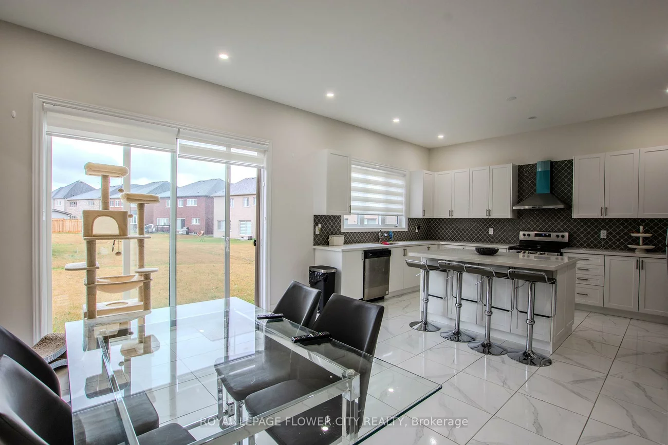 1114, Wickham, Alcona, Innisfil