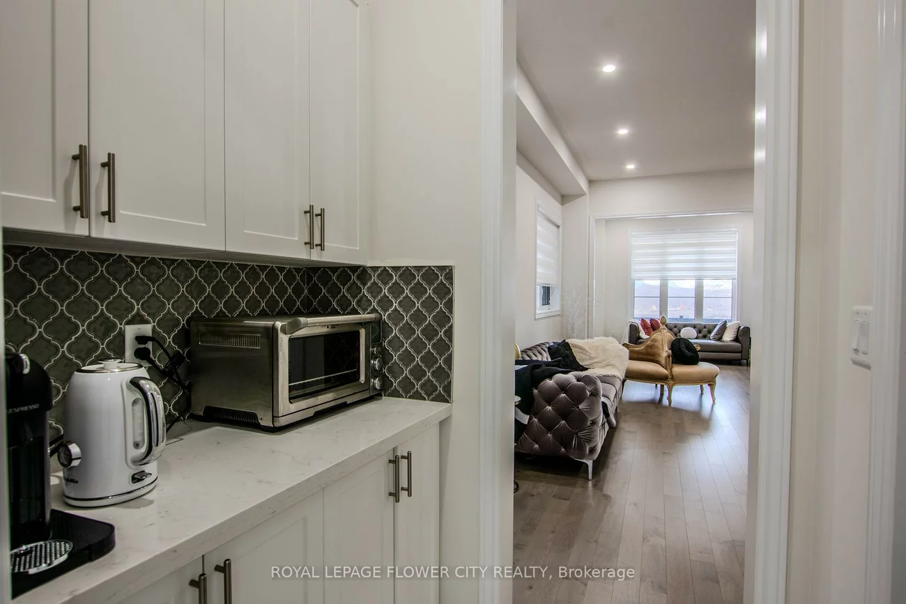 1114, Wickham, Alcona, Innisfil