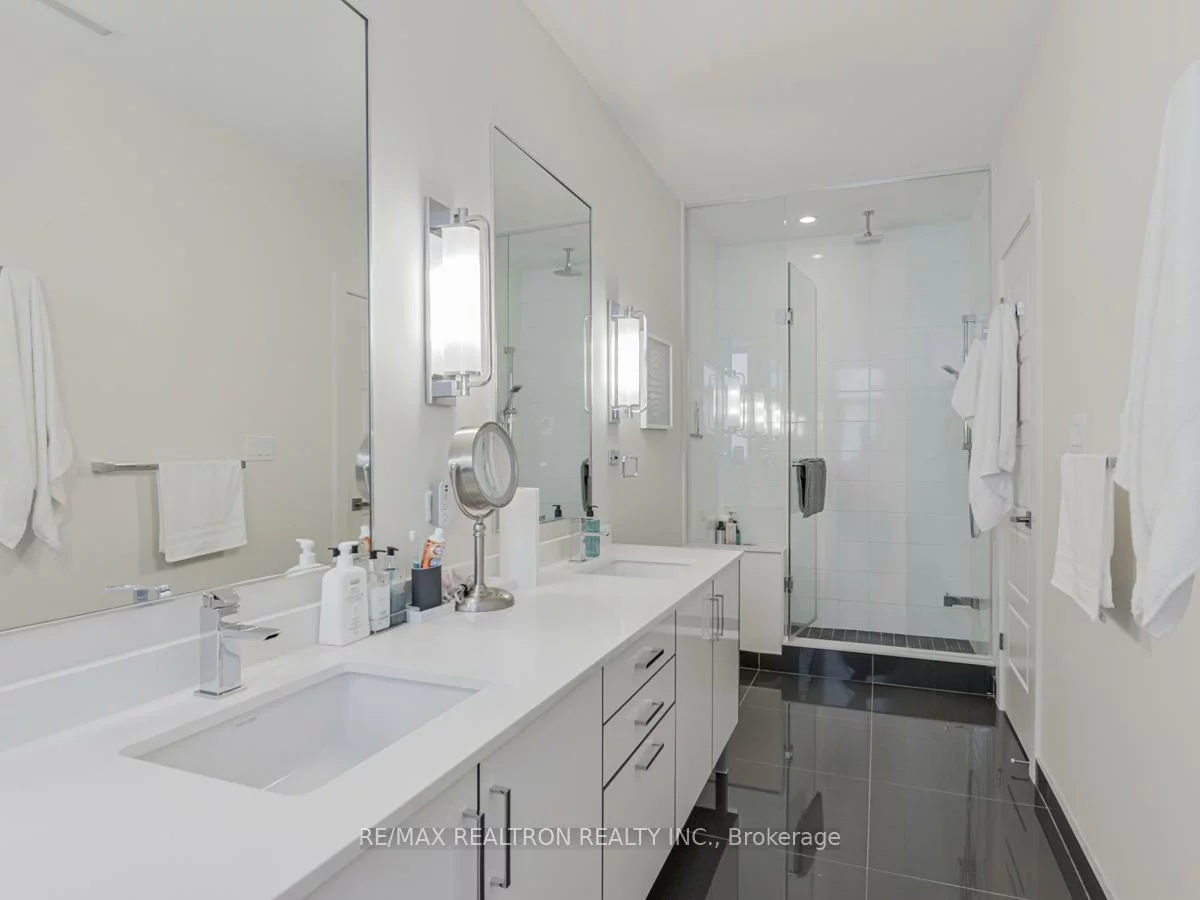 3700, Mangusta, Rural Innisfil, Innisfil