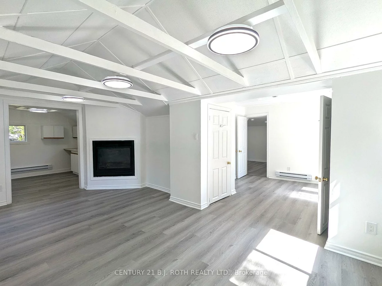 696, Hastings, Alcona, Innisfil