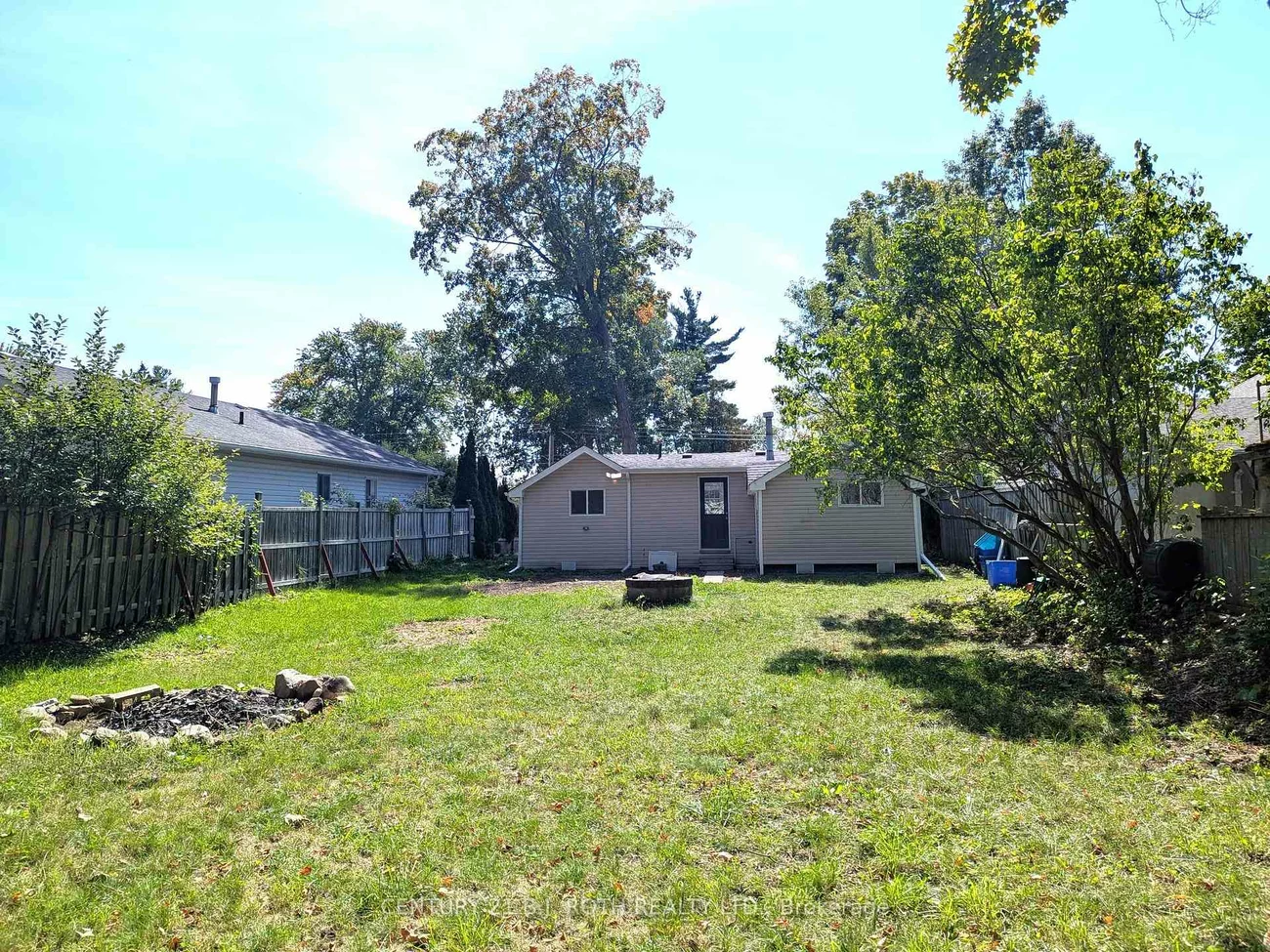 696, Hastings, Alcona, Innisfil