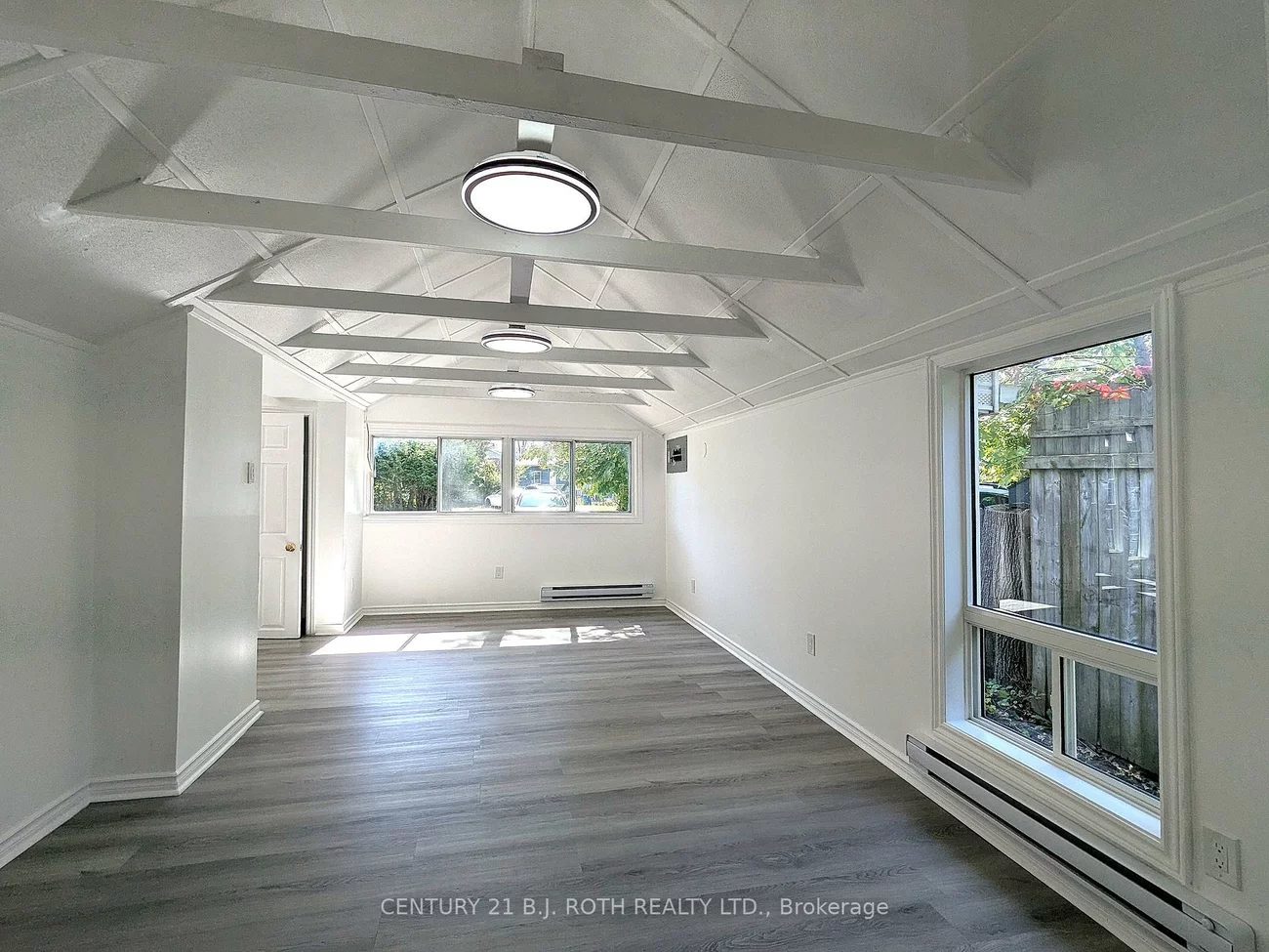 696, Hastings, Alcona, Innisfil