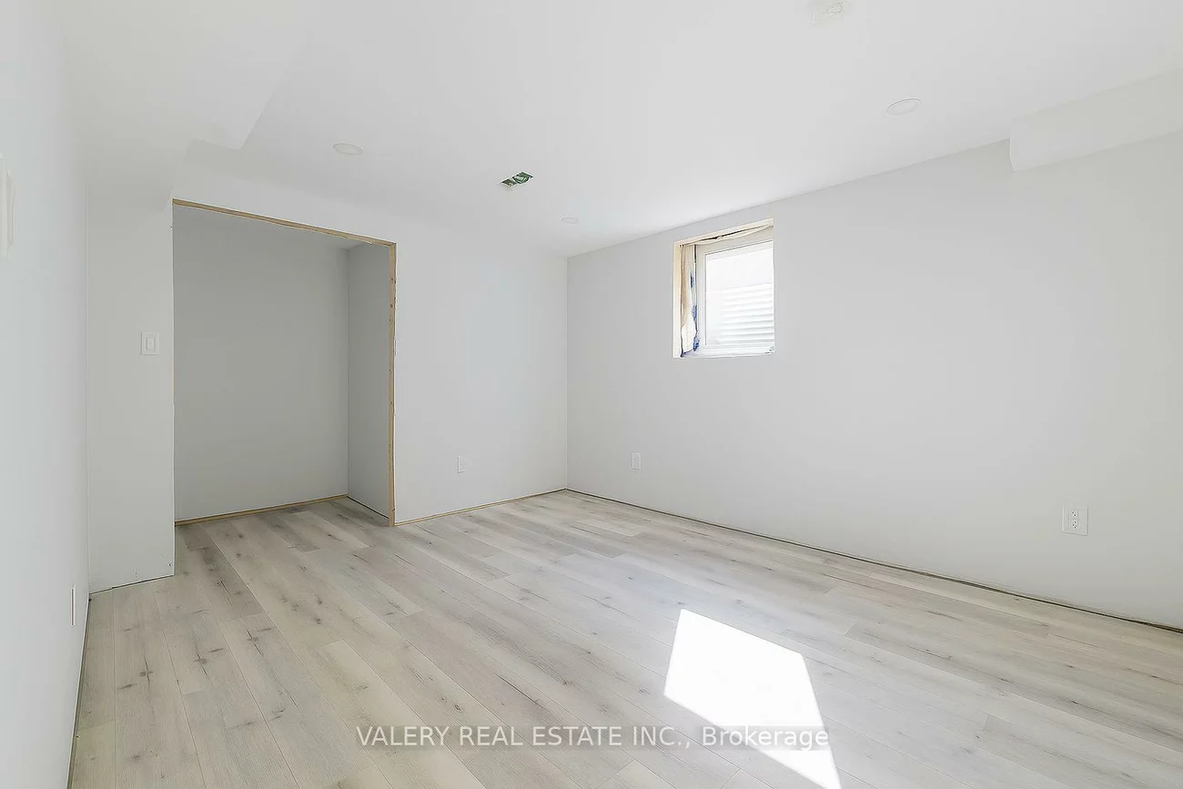 1038, Hardy, Lefroy, Innisfil