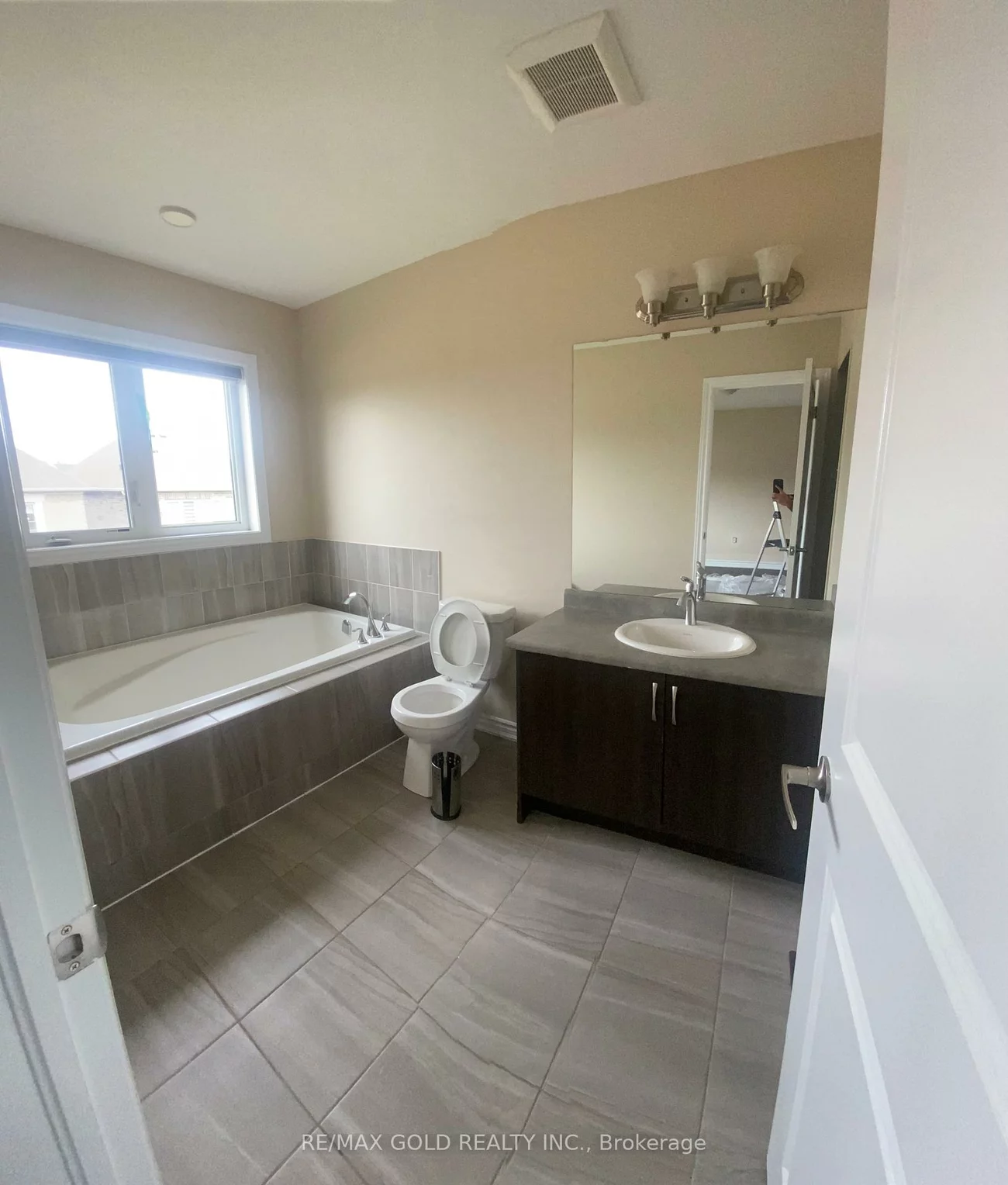 2242, Grainger, Alcona, Innisfil