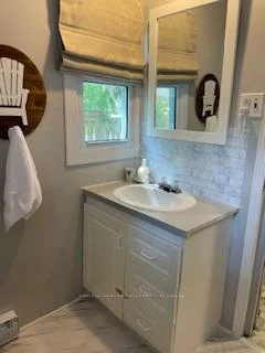 881, Clifton, Alcona, Innisfil