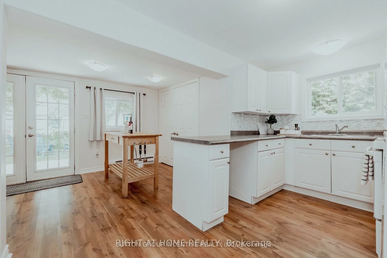 711, Innisfil Beach, Alcona, Innisfil