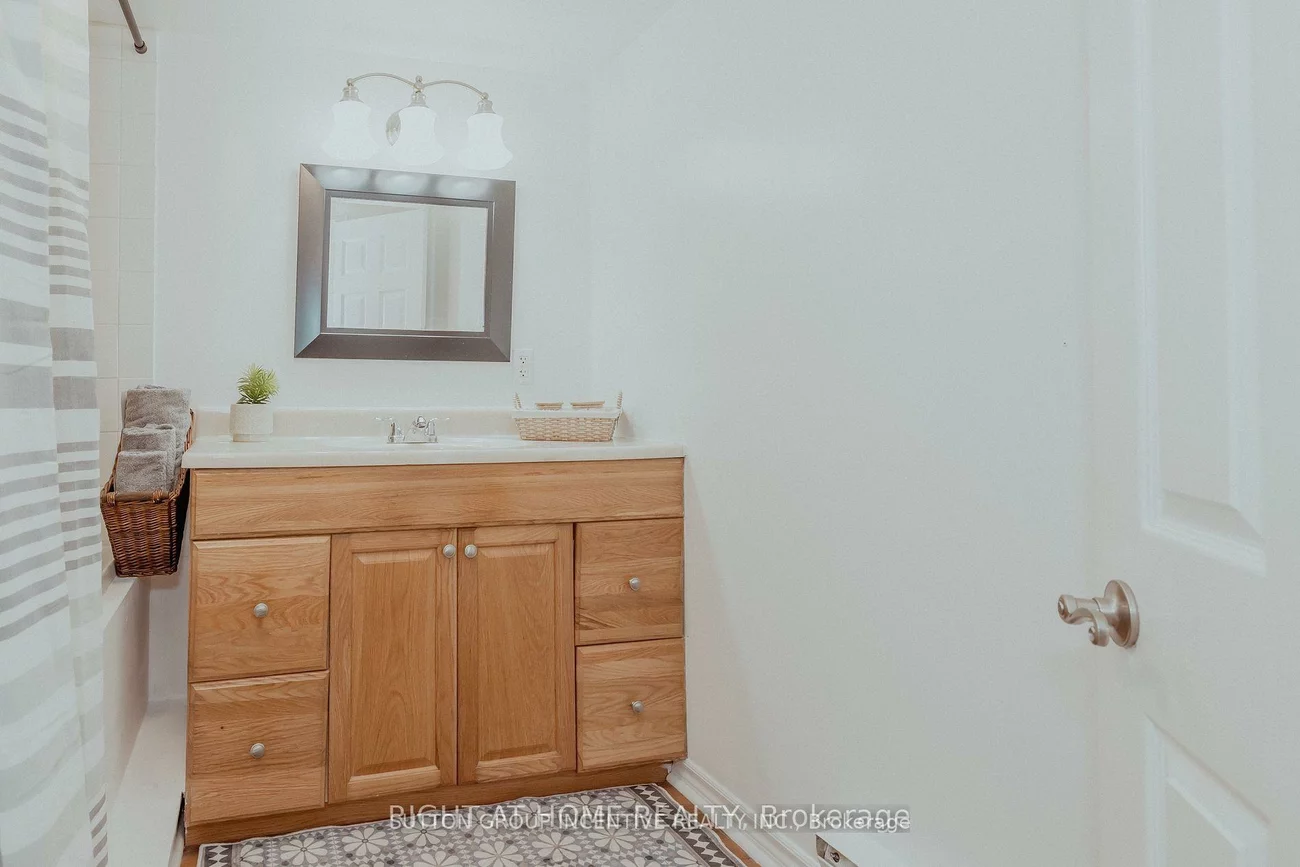 711, Innisfil Beach, Alcona, Innisfil