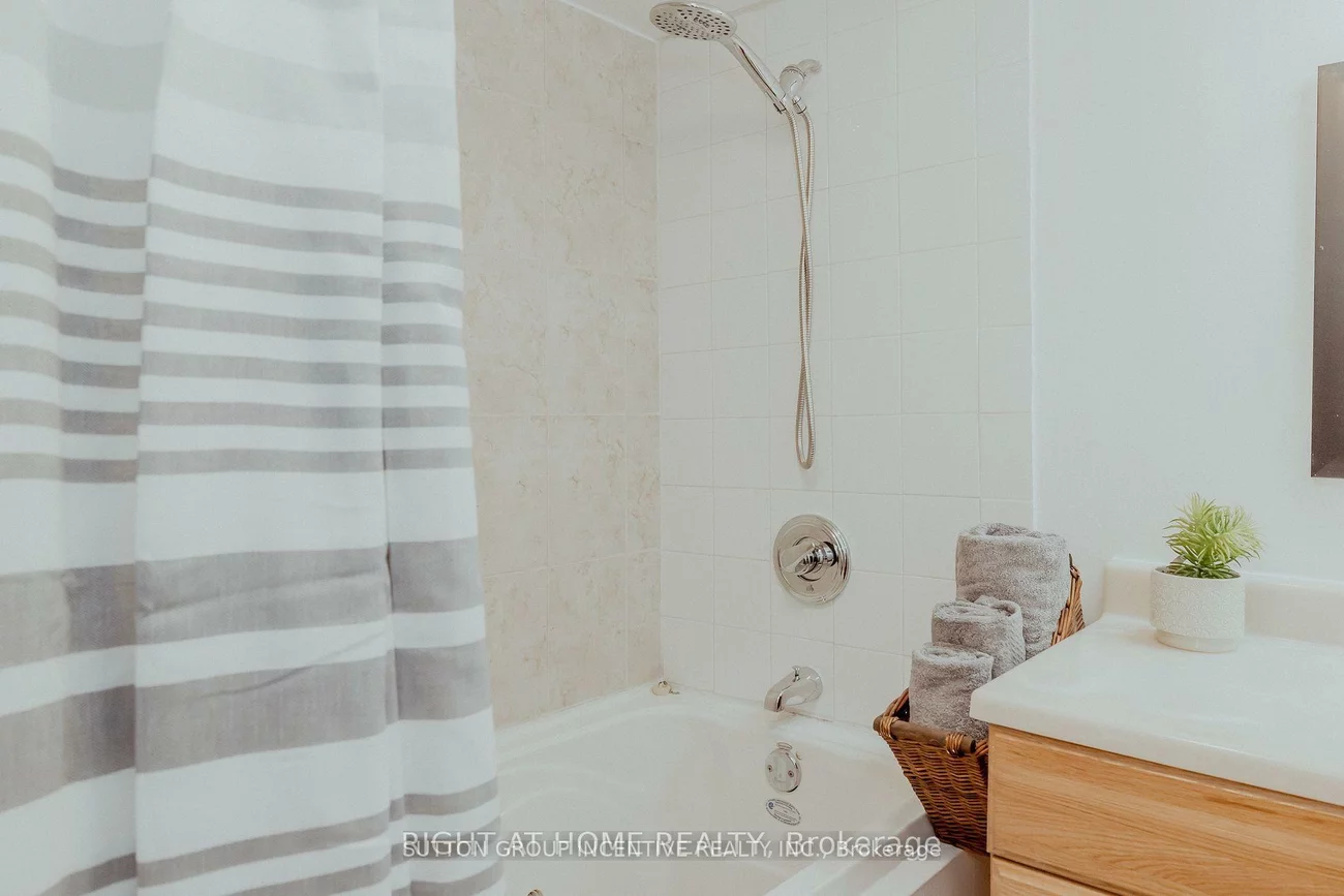 711, Innisfil Beach, Alcona, Innisfil