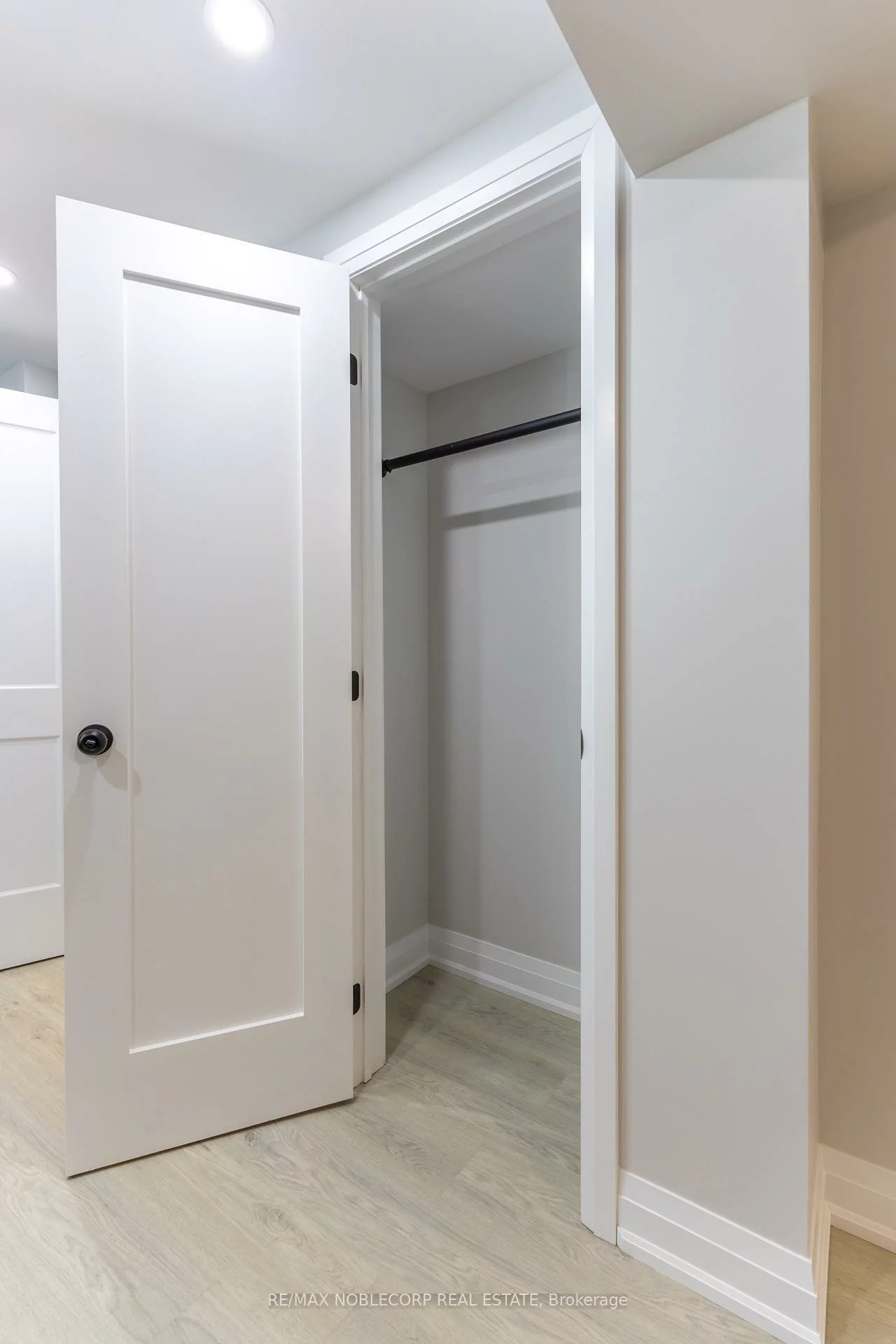 789, Candaras, Alcona, Innisfil