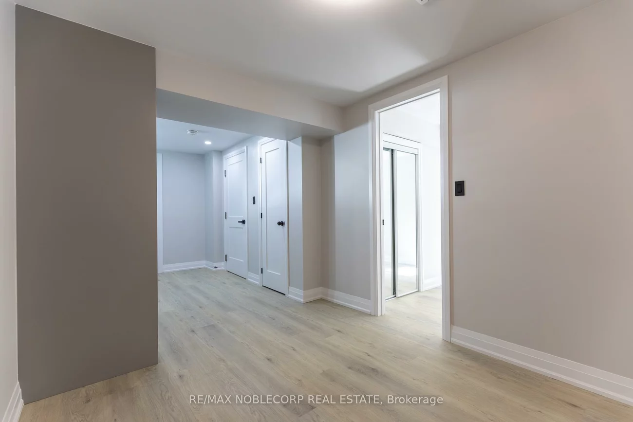 789, Candaras, Alcona, Innisfil