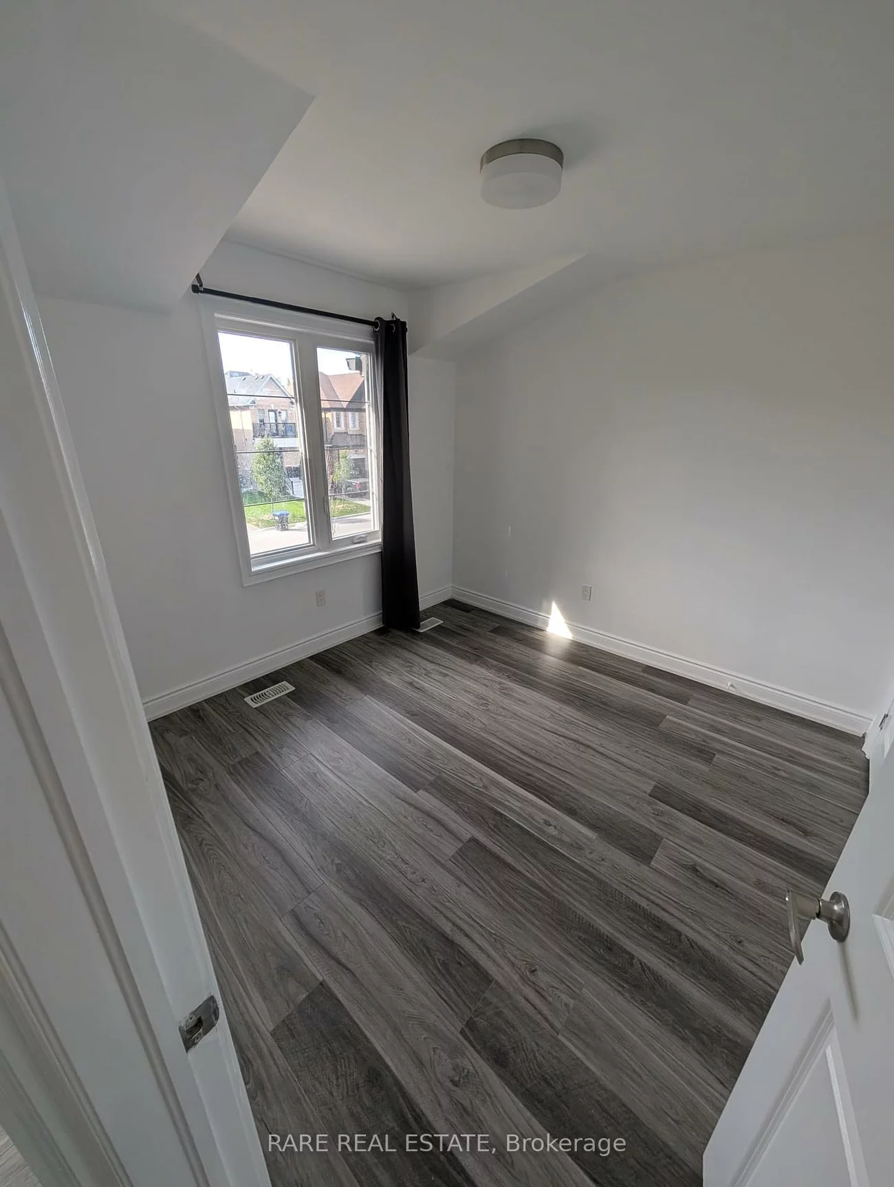 2131, Wilson, Alcona, Innisfil