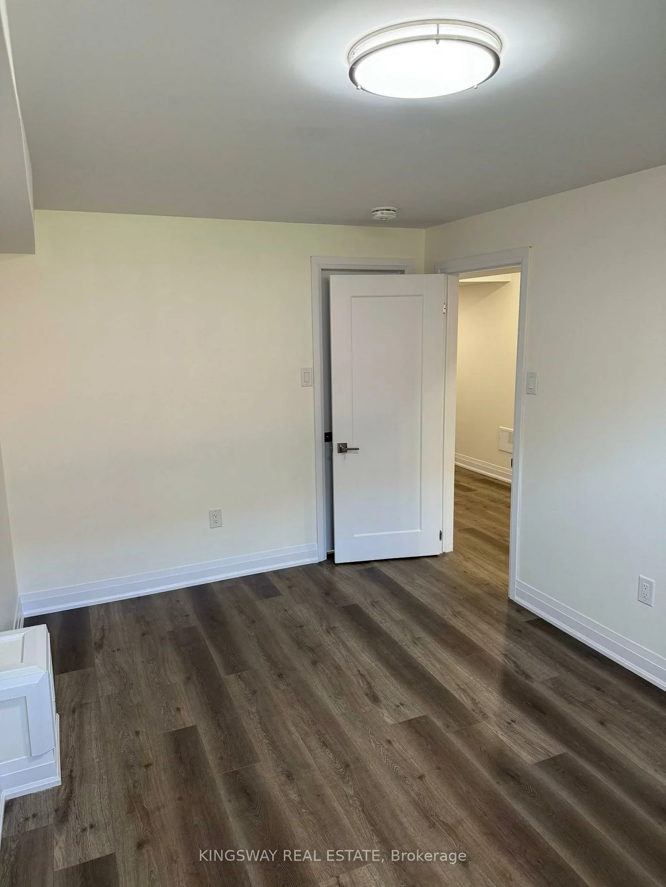 2111, Wilson, Alcona, Innisfil