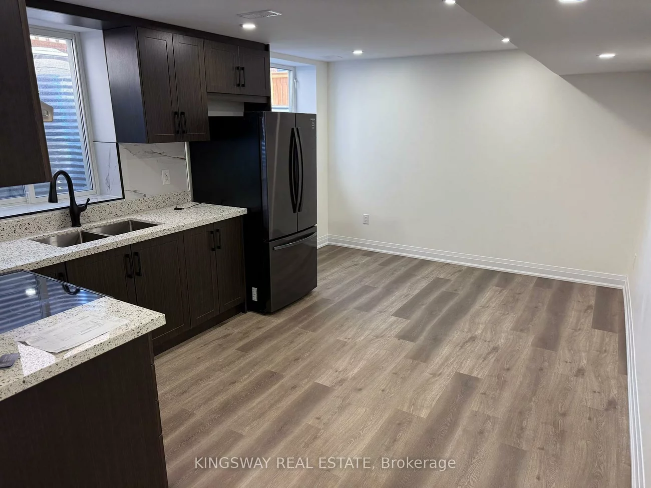 2111, Wilson, Alcona, Innisfil
